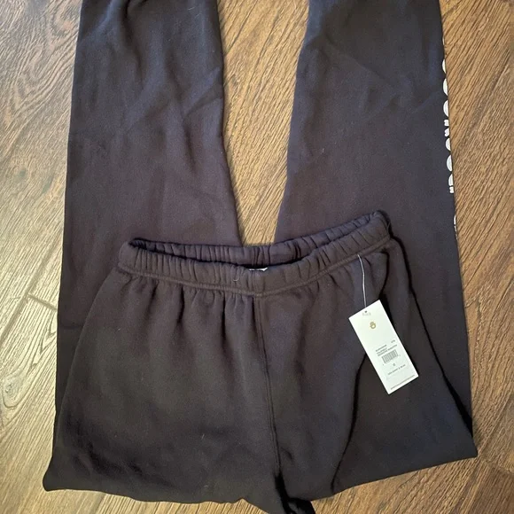 NWT Spiritual Gangster Love Yourself Like Crazy Black Sweatpants Sz Sm - Picture 1 of 5